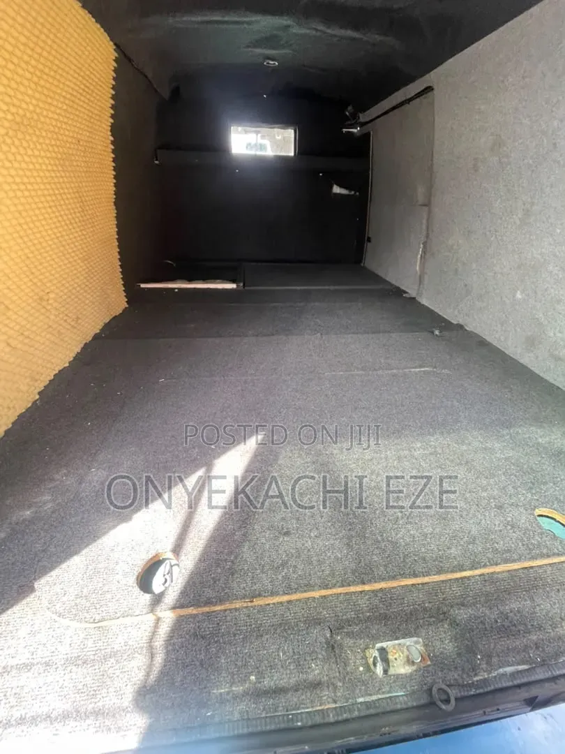Volkswagen Transporter 2003 Grey
