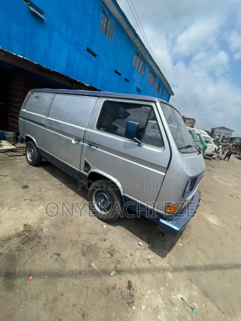 Volkswagen Transporter 2003 Grey