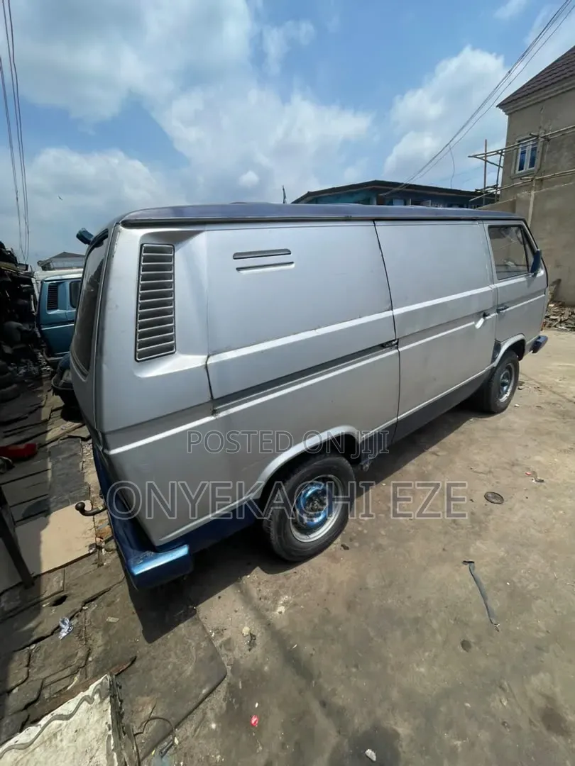 Volkswagen Transporter 2003 Grey