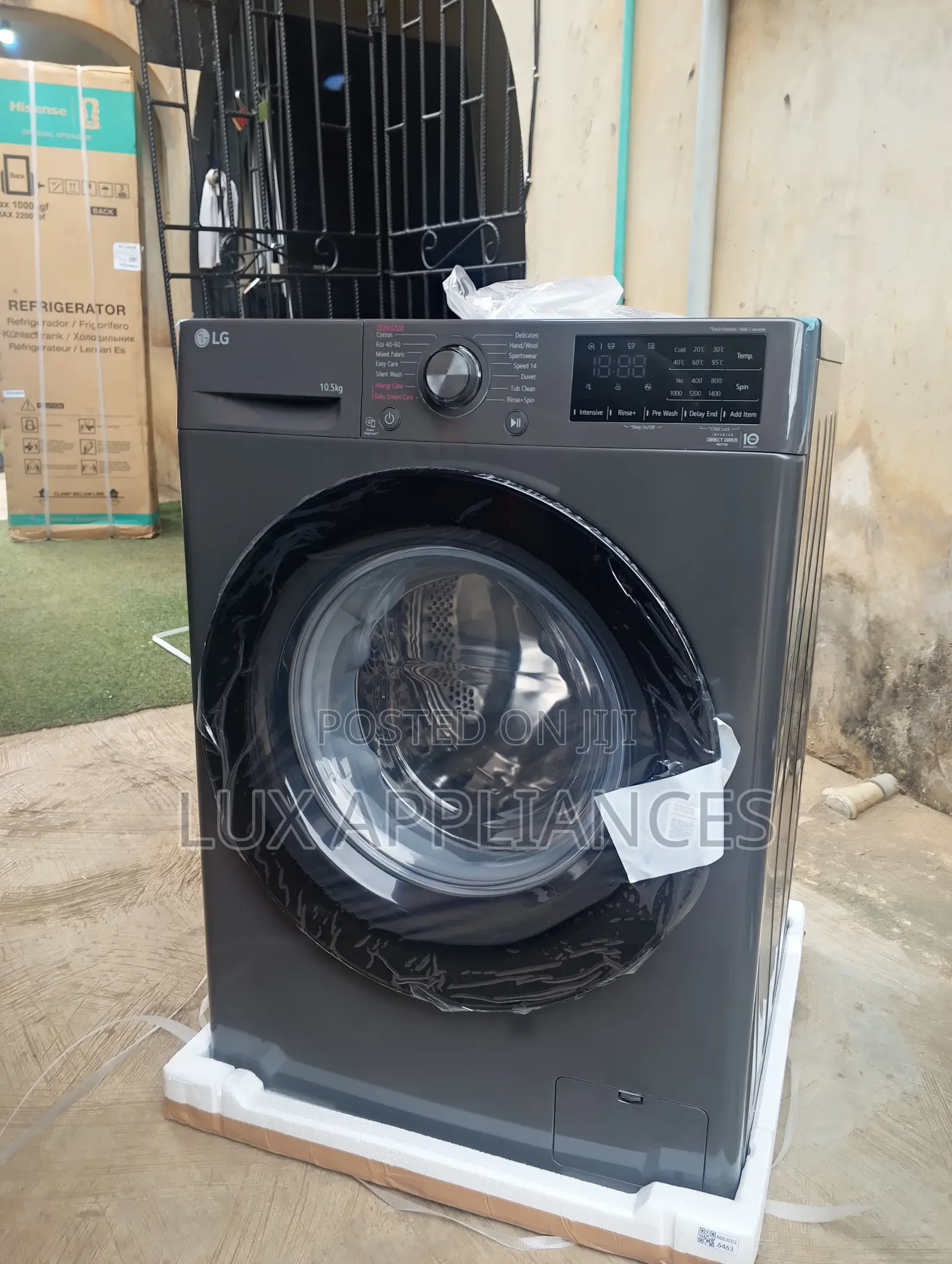 LG 10.5kg Front-Load Washing Machine With Smart Design