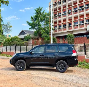 Toyota Land Cruiser Prado 2012 Black