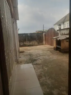 3bdrm Block of Flats in Egan for sale