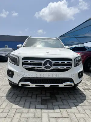 Mercedes-Benz GLA 250 2022 White