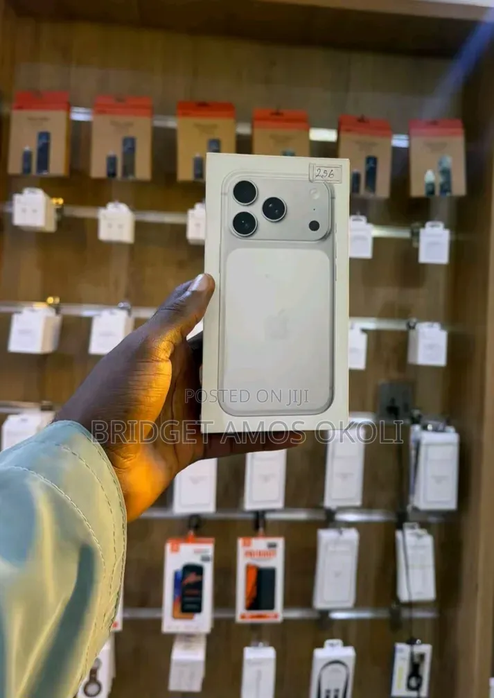 New Apple iPhone 17 Pro 256 GB Silver