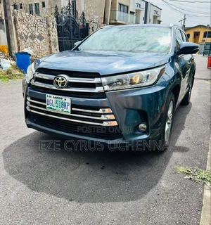 Toyota Highlander 2015 Blue