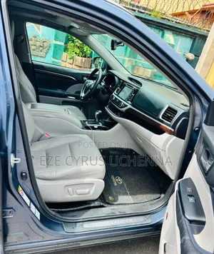 Toyota Highlander 2015 Blue