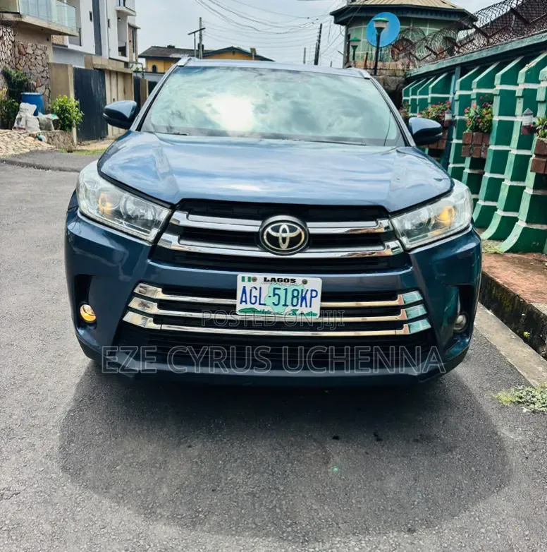 Toyota Highlander 2015 Blue