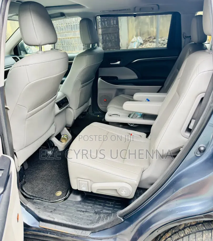 Toyota Highlander 2015 Blue