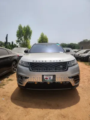 Land Rover Range Rover Velar 2020 Gold