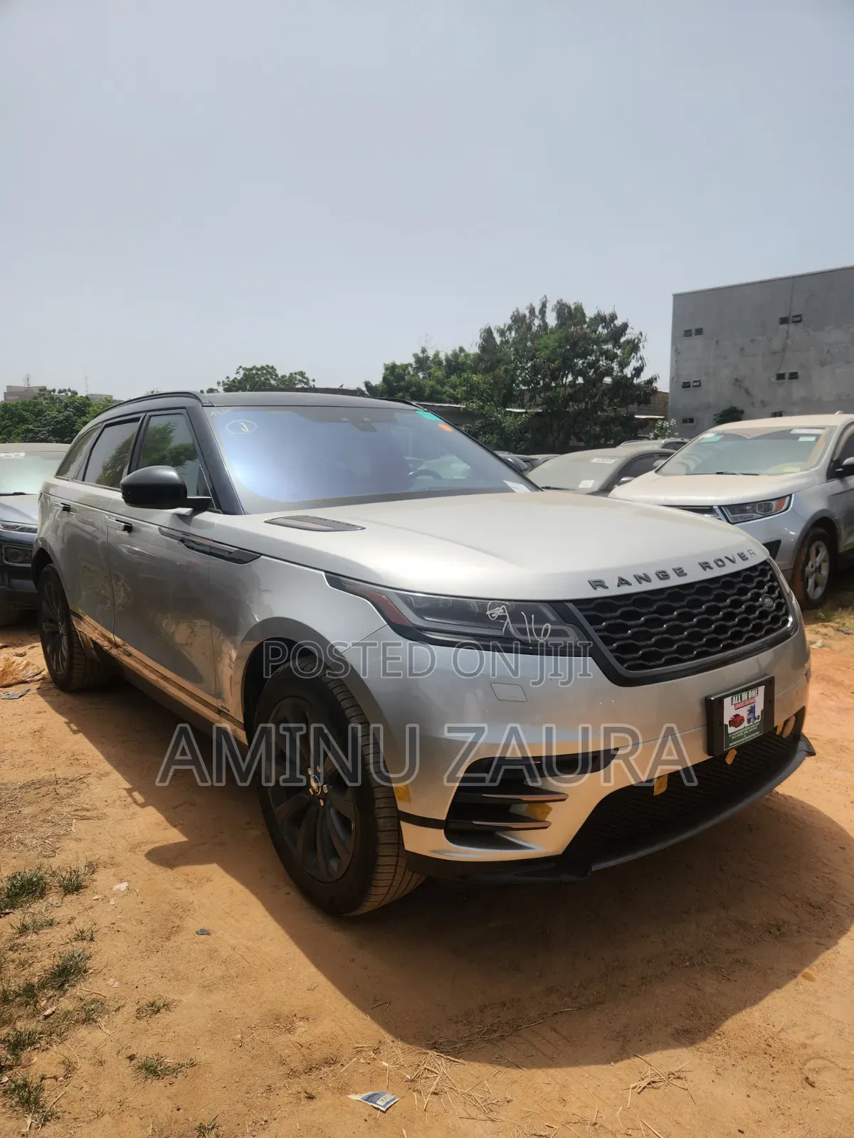 Land Rover Range Rover Velar 2020 Gold