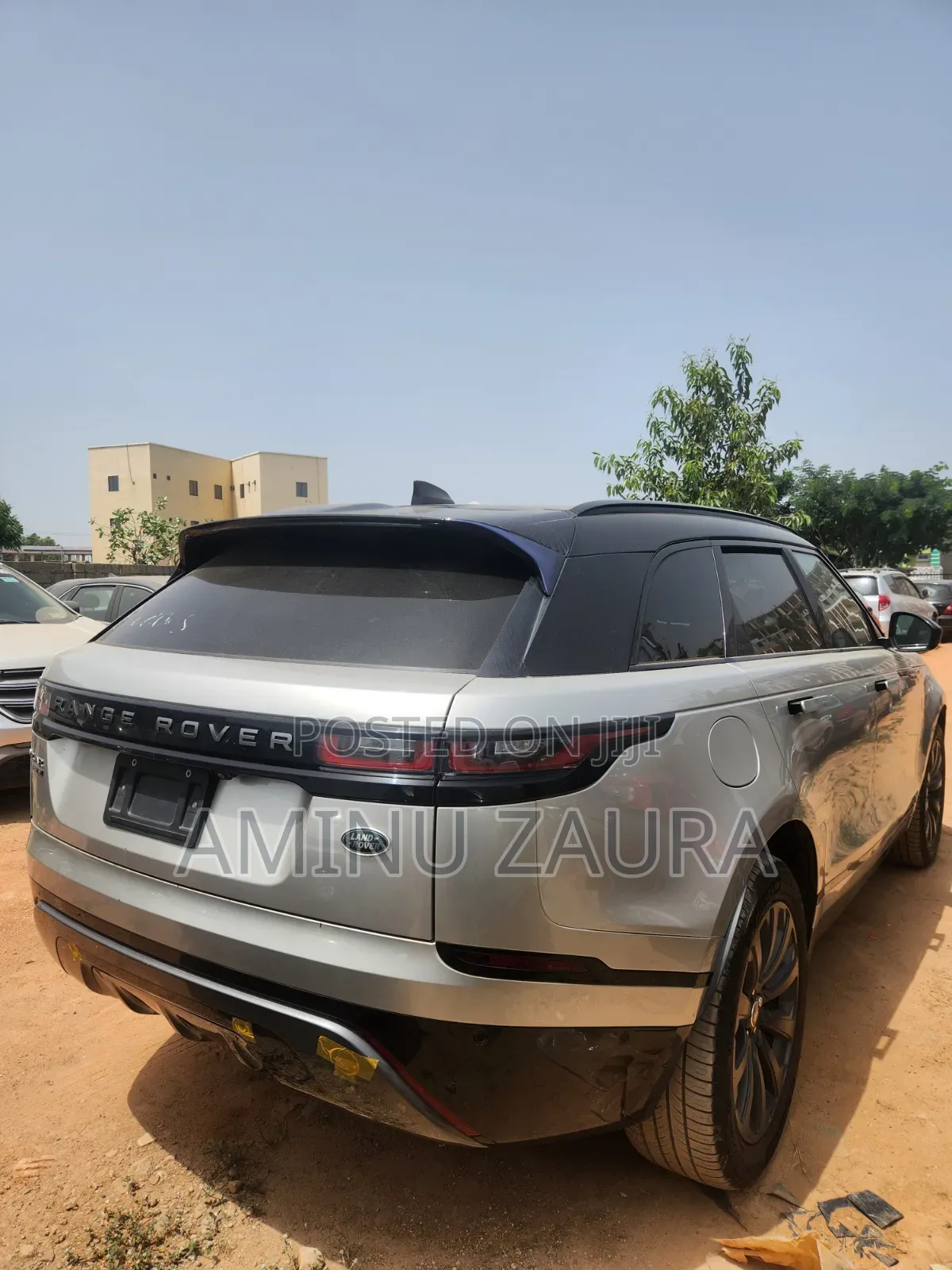 Land Rover Range Rover Velar 2020 Gold
