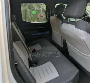 Toyota Tacoma 2024 White