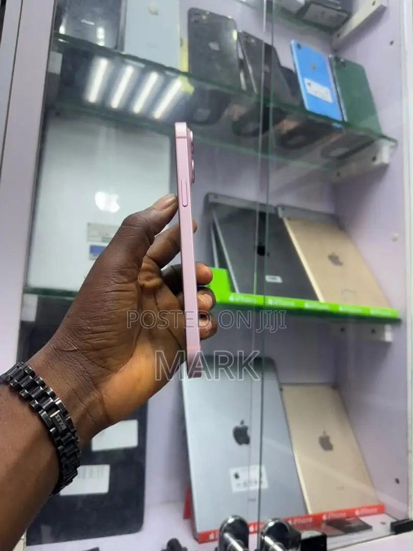 Apple iPhone 15 Plus 128 GB Pink