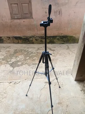 Tripod Stand