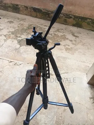 Tripod Stand