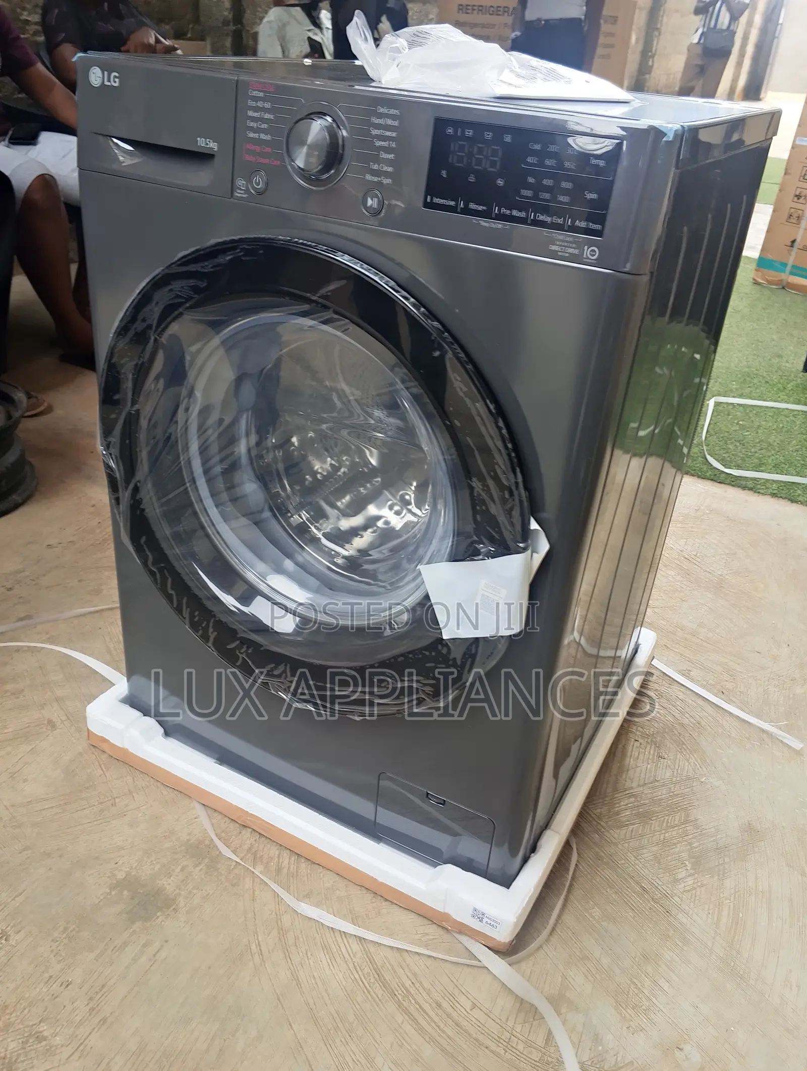 LG 10.5kg Laundry Washing Machine With Automatic Controls