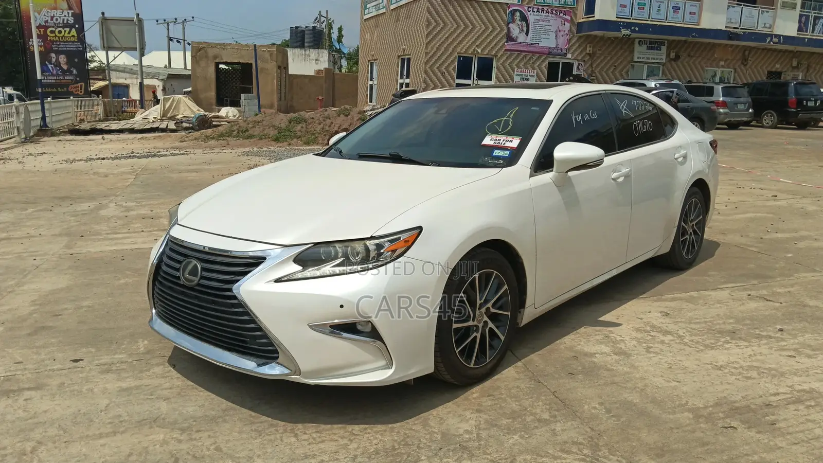 Lexus ES 350 FWD 2017 White