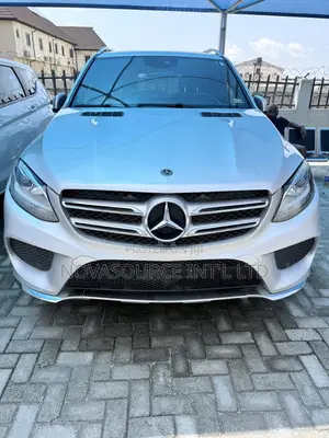 Mercedes-Benz GLE-Class 2018 White