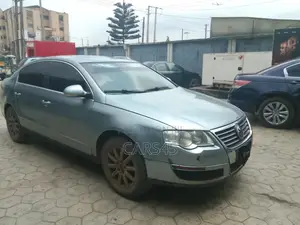 Volkswagen Passat 2006 Blue