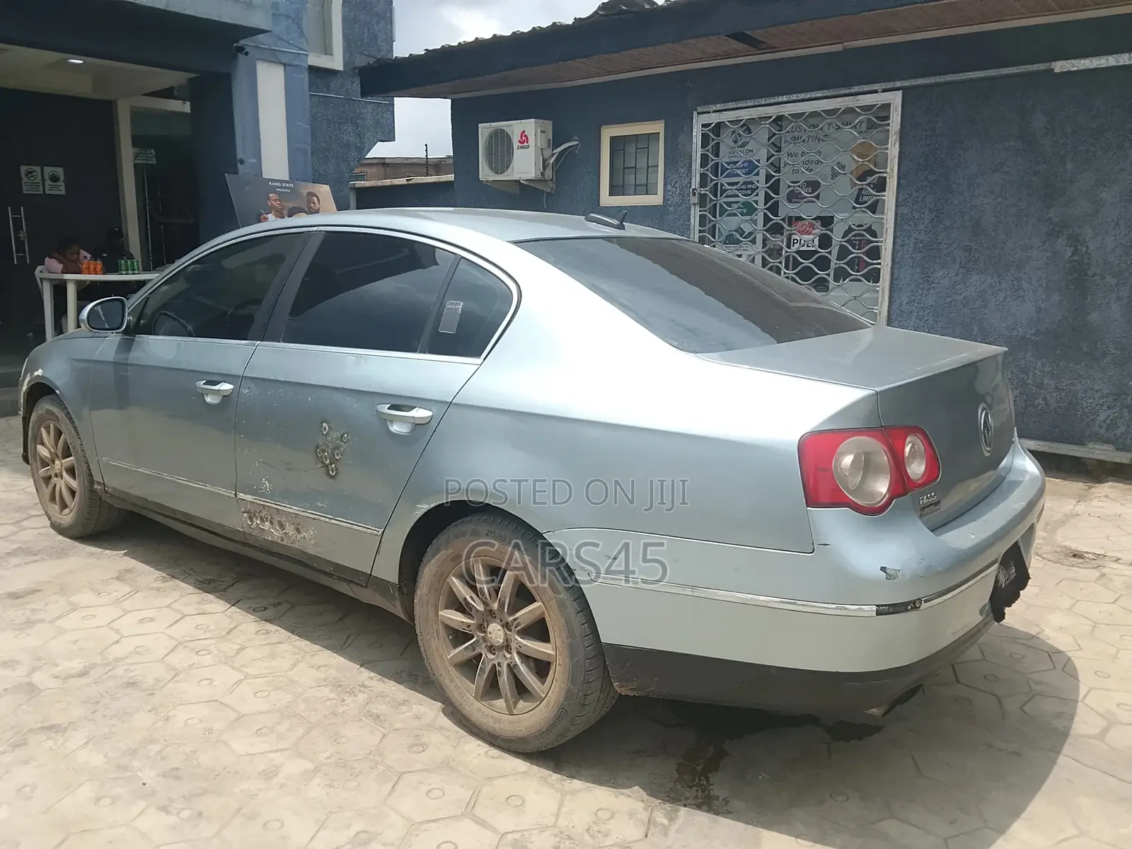 Volkswagen Passat 2006 Blue