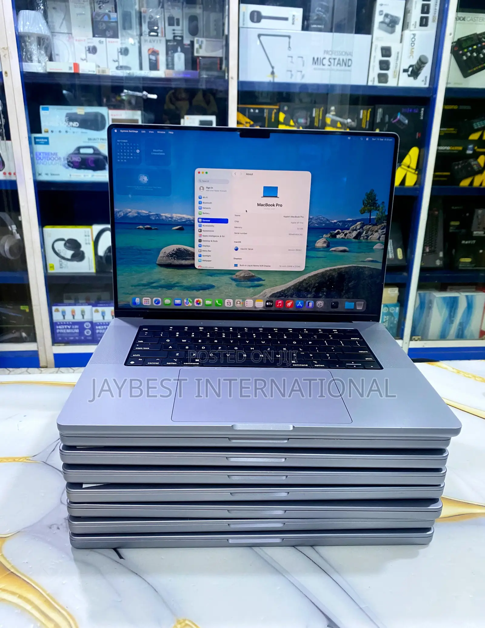 Laptop Apple MacBook Pro 2021 M1 32GB Apple M1 Pro SSD 1T