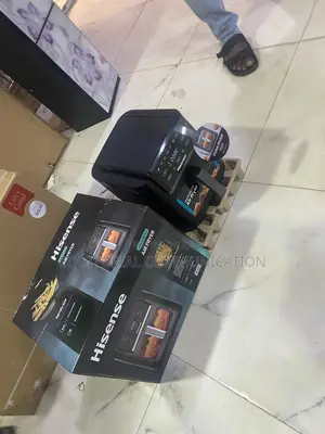 Hisense H06FBK1S3 1700W Air Fryer With Spacious 6.3L Basket