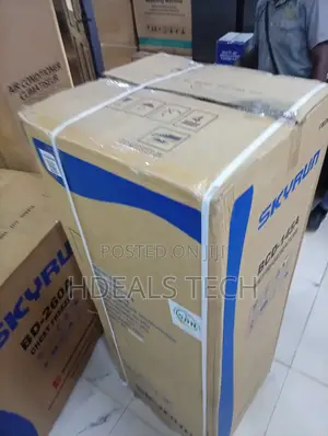 Neat and Durable Skyrun BCD-145A Table Top Refrigerator