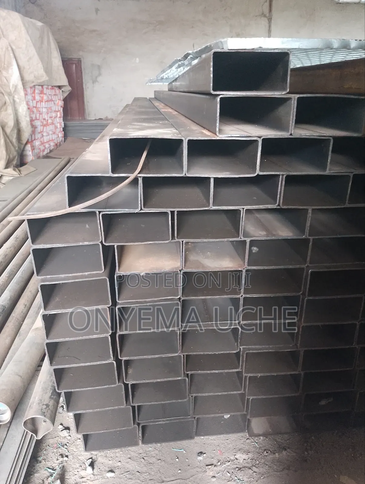 160 X 100 Hallow Pipe