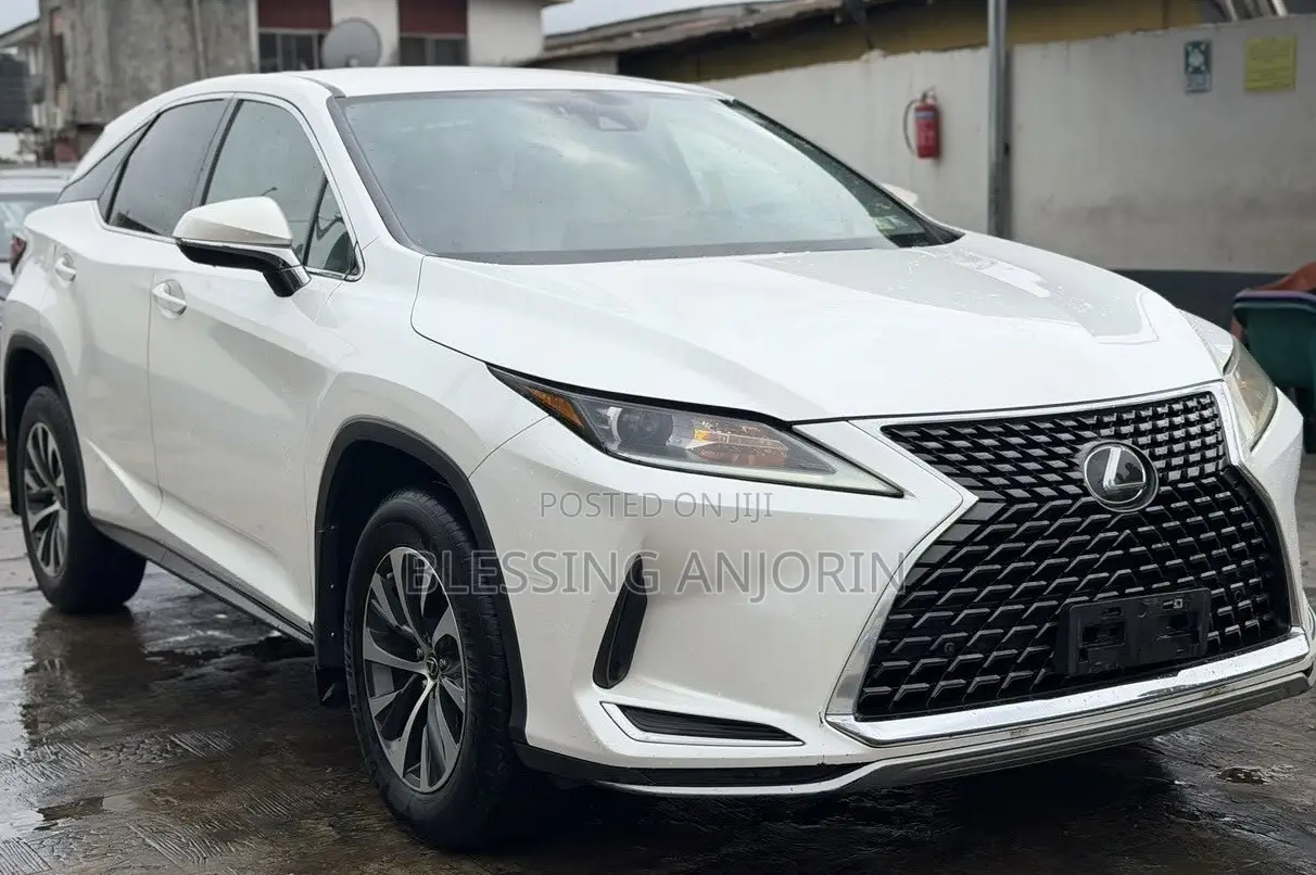 Lexus RX 2022 White