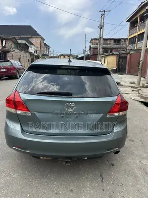 Toyota Venza 2010 Green