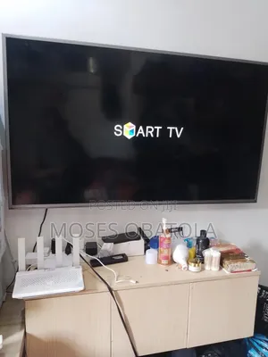 Clean 50inches Samsung Smart TV for Sale