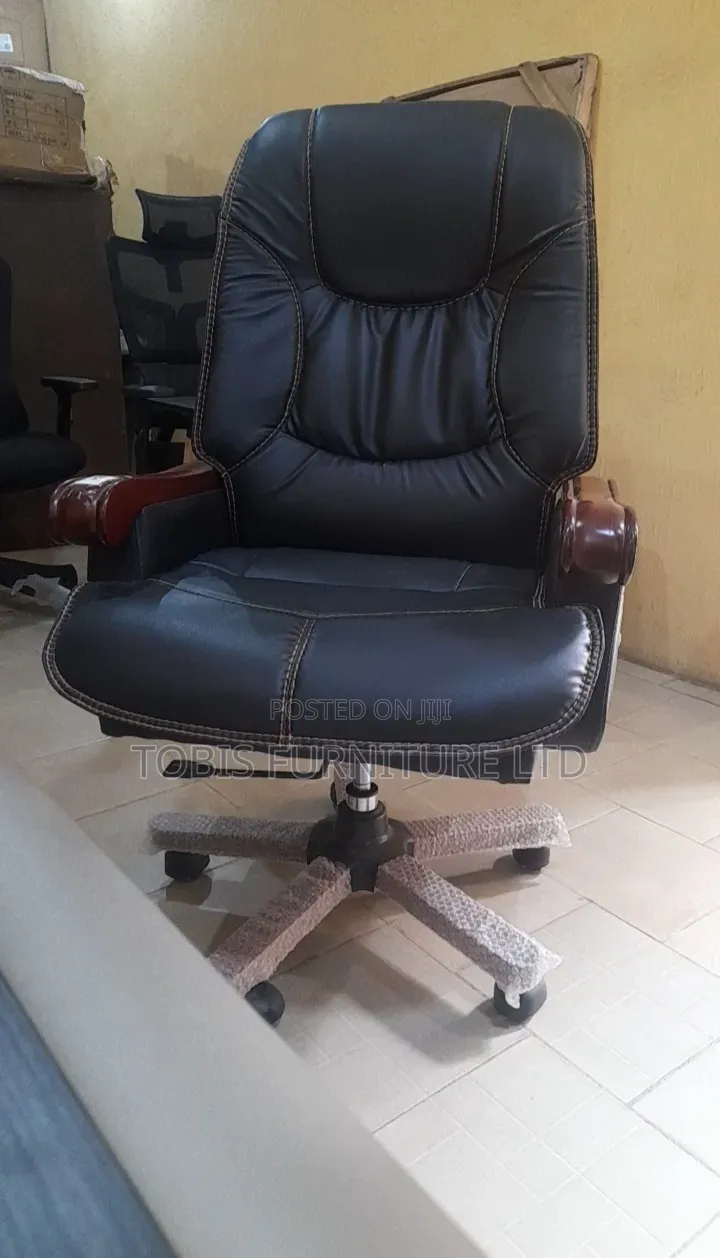 Executive Reclining Office Chair