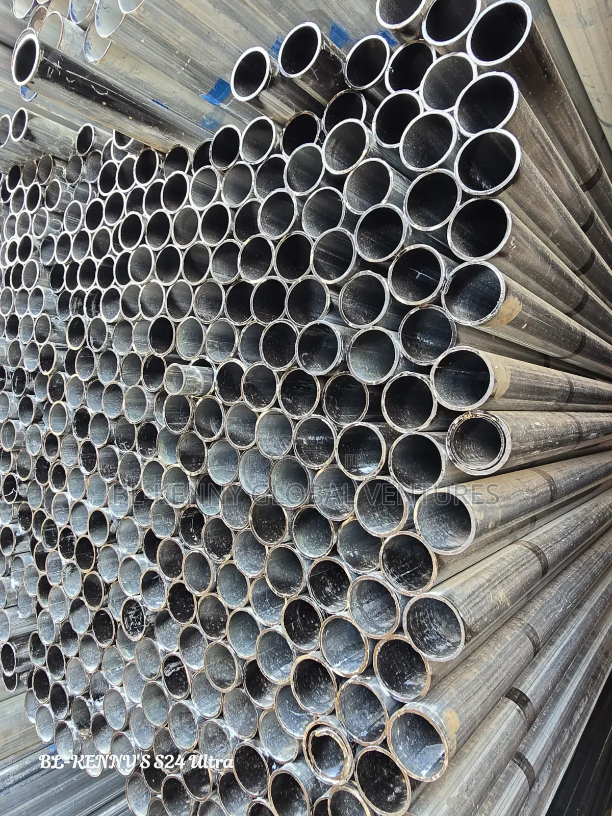 11⁄2x2mm Gi Pipes (40mm Full 2mm)