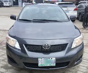 Toyota Corolla 2009 Gray