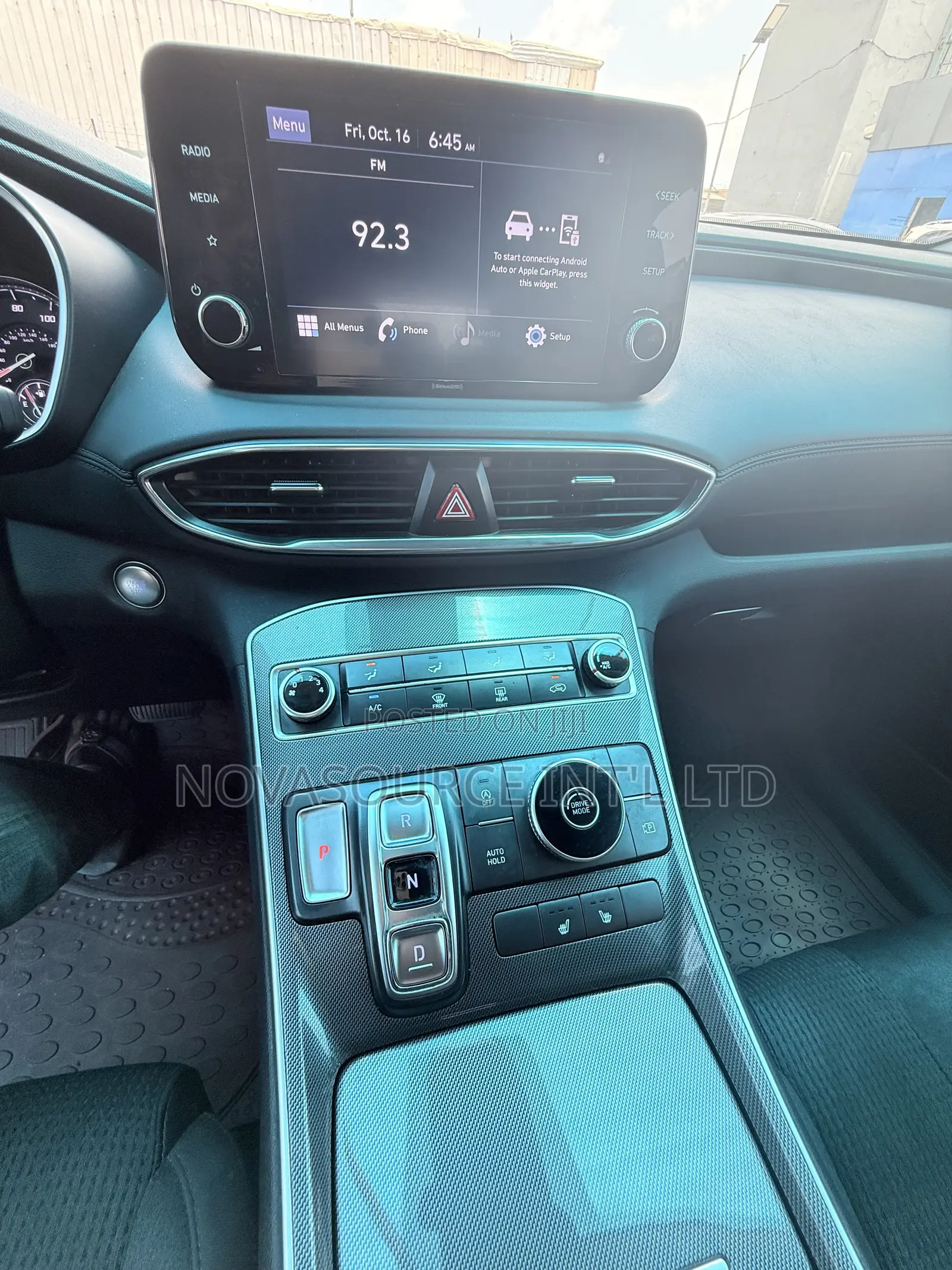 Hyundai Santa Fe 2022 Red