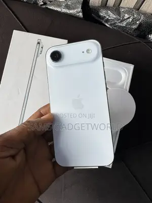 Apple iPhone Air 256 GB Blue