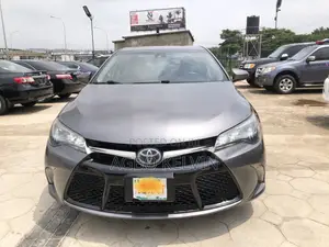 Toyota Camry 2017 Gray