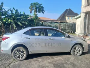 Toyota Corolla 2016 Silver