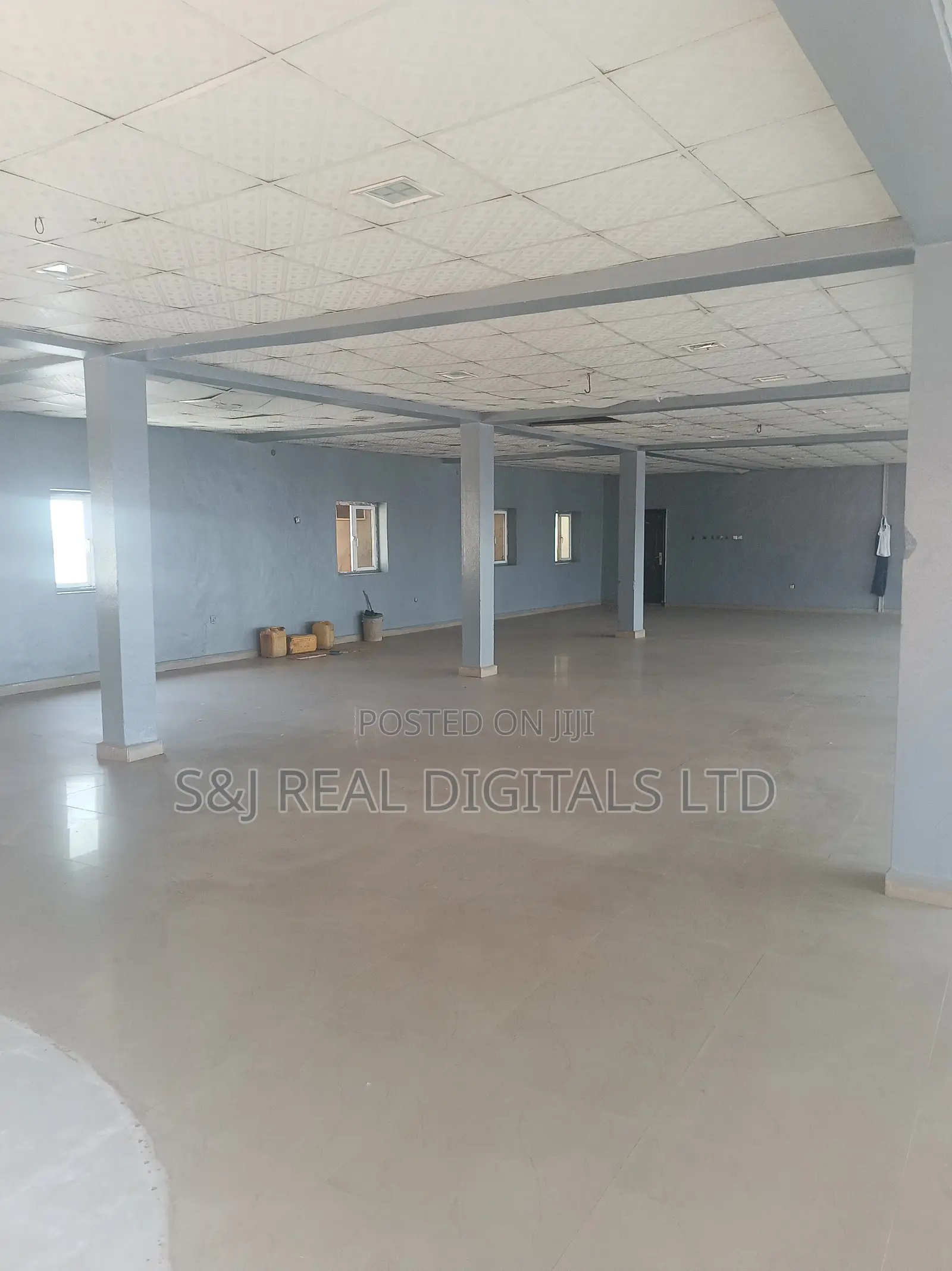 Massive Warehouse With Office Space