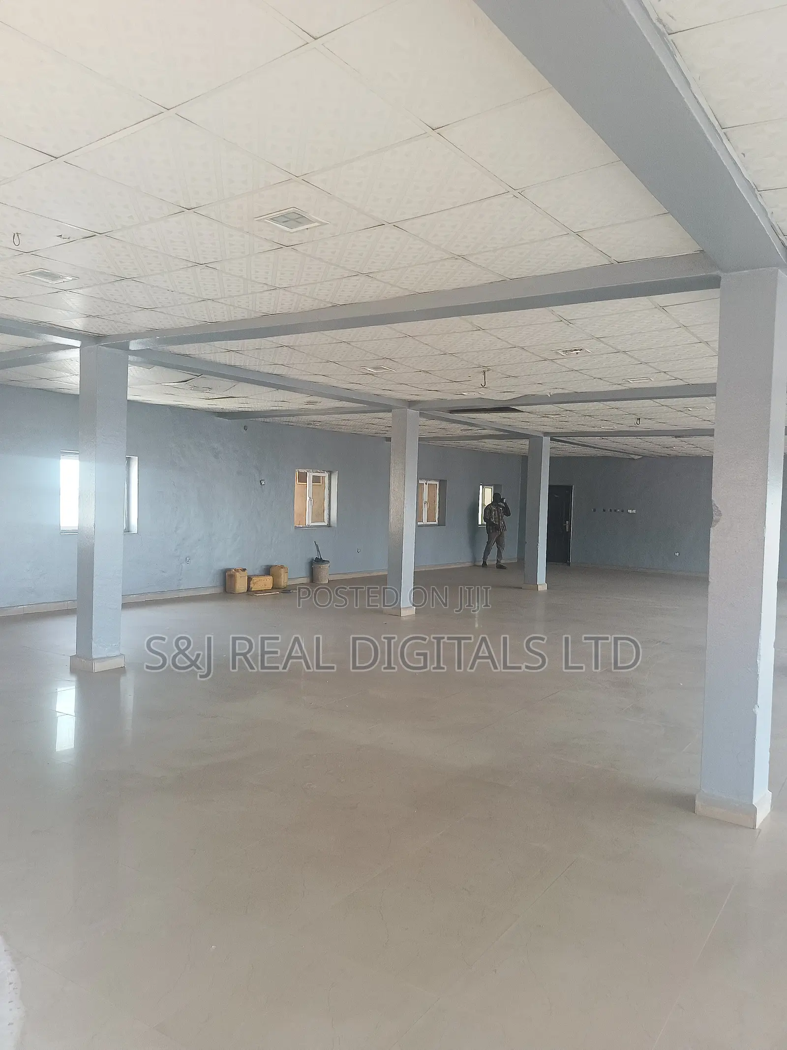 Massive Warehouse With Office Space