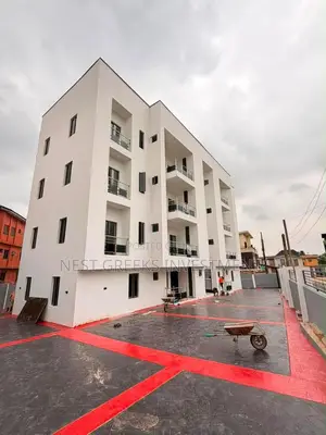 3bdrm Apartment in Gbagada for sale