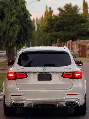 Mercedes-Benz GLC-Class 2022 White
