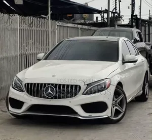 Mercedes-Benz C300 2015 White