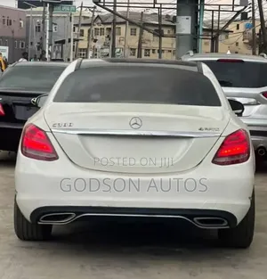 Mercedes-Benz C300 2015 White