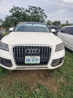Audi 200 2013 White