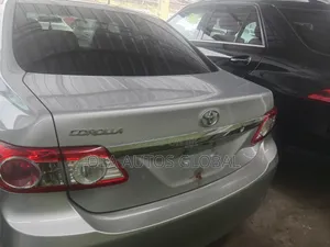 Toyota Corolla 2013 Silver