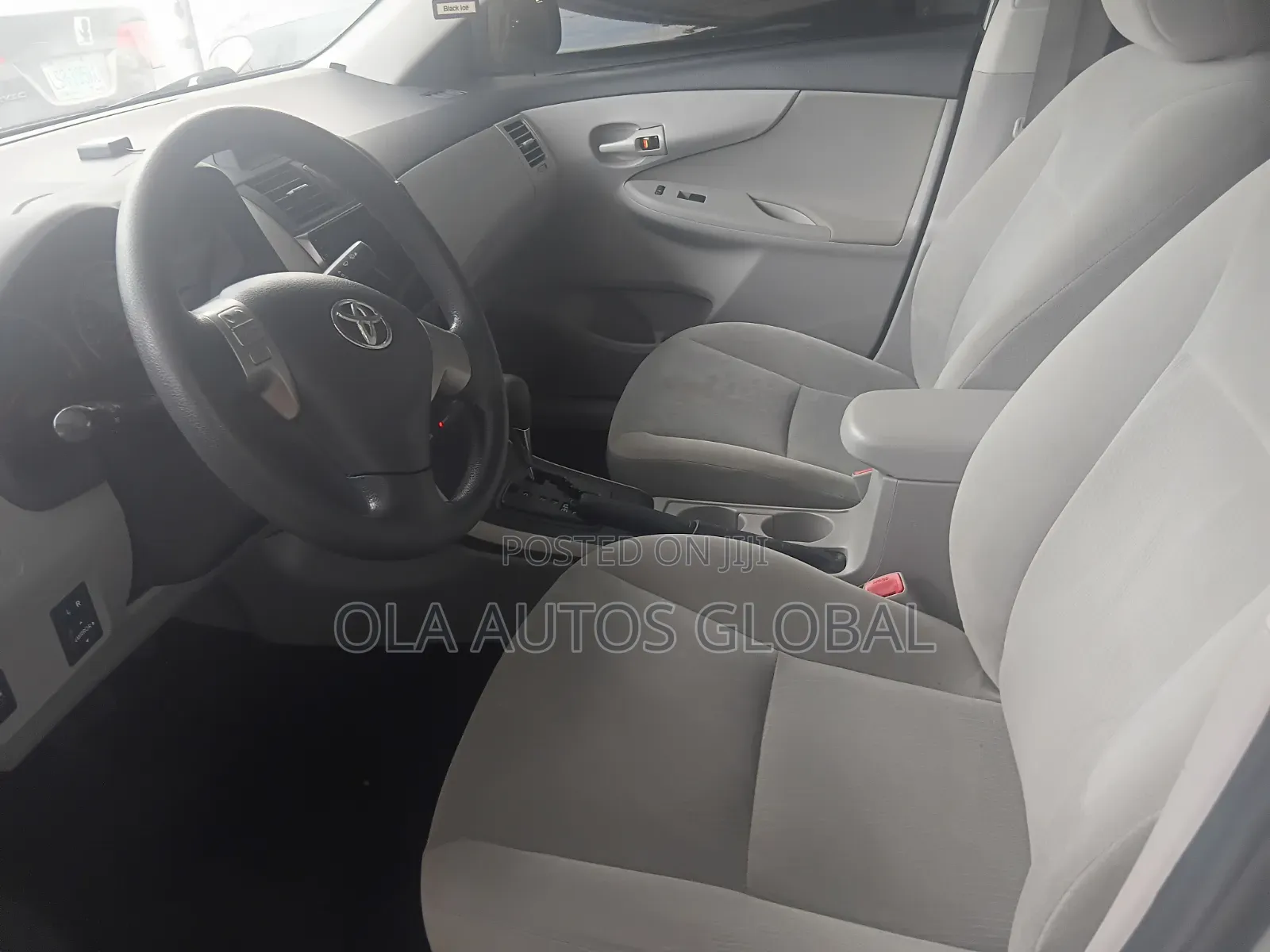 Toyota Corolla 2013 Silver