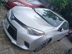 Toyota Corolla 2015 Silver