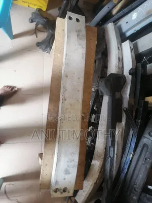 Front Bumper Beam Matrix 2010 and Pontiac Vibe 2010