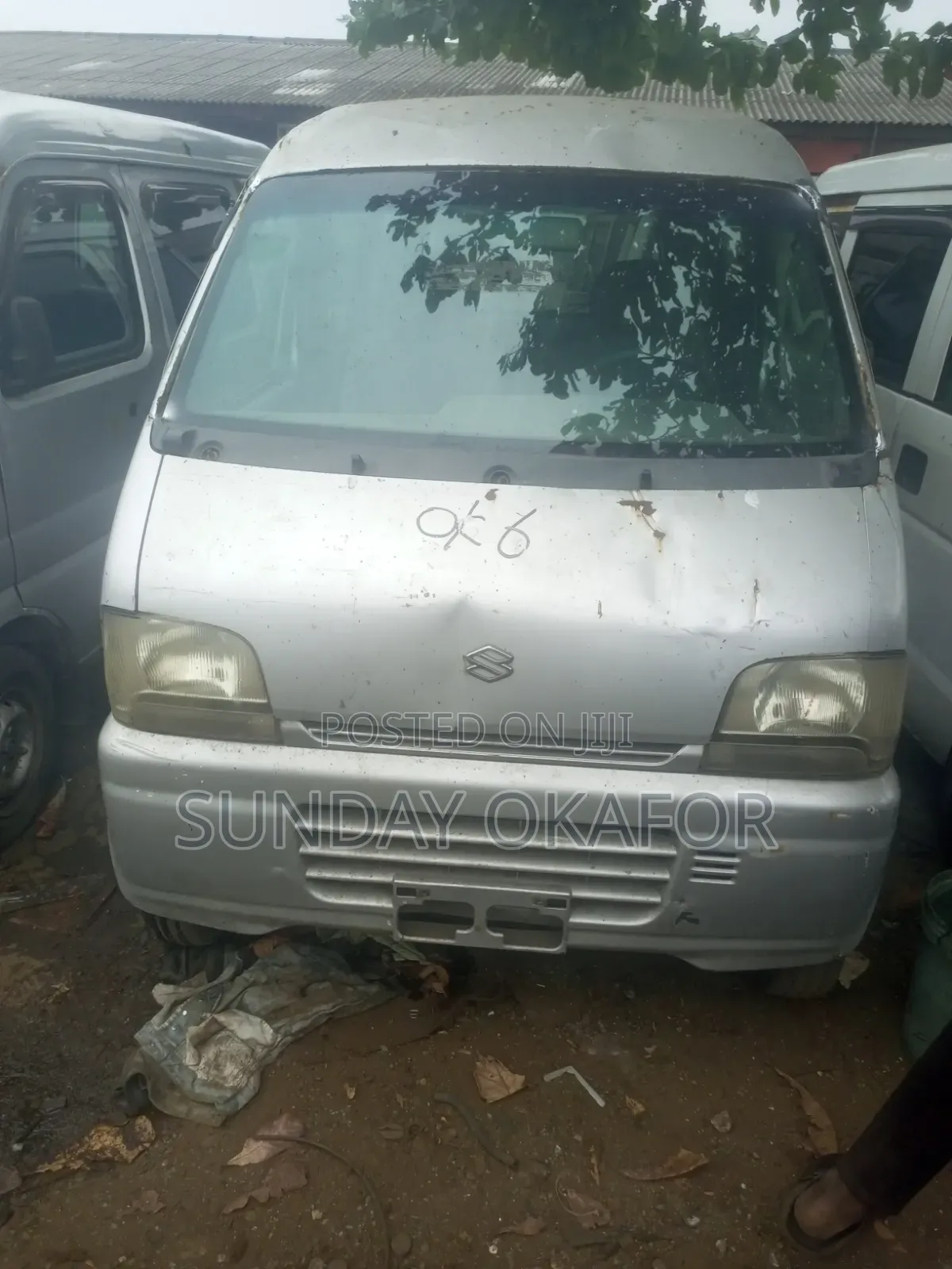 Suzuki Every 2012